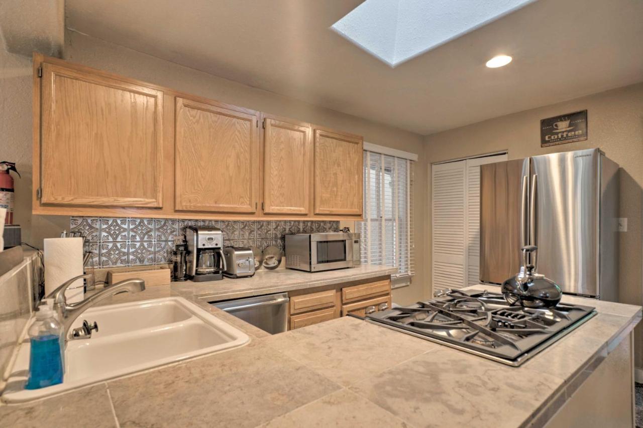 Creekside Home With Patio, Walk To Manitou Incline! Manitou Springs Exteriör bild